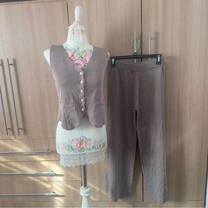 Elegant Tan Women's Pants & Vest Set